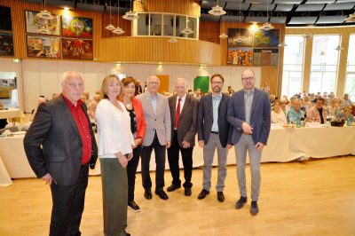 v.li.: Dr. med. Michael Mandrysch, Dipl. Psych. Jeannette Overbeck, Dr. med. Iris Ardelt, Reiner Krauße, Dr. Hans Wille, Dr. med. Jürgen Gilles, Prof. Dr. med. Arndt van Ophoven